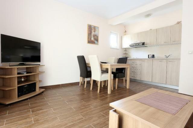 Apartmani Lili Sukošan Dış mekan fotoğraf