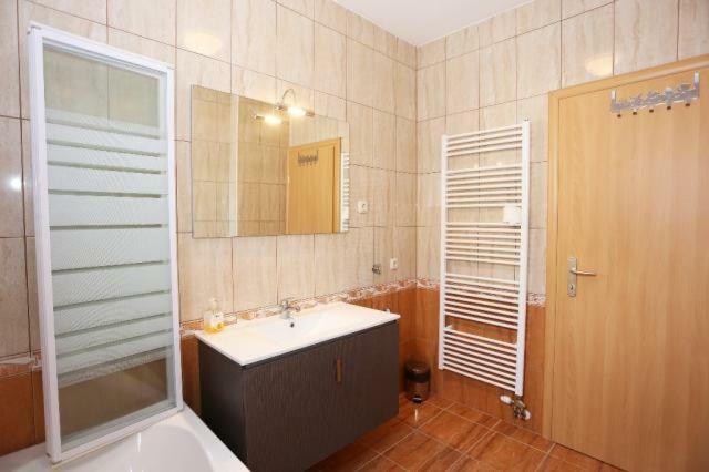 Apartmani Lili Sukošan Dış mekan fotoğraf