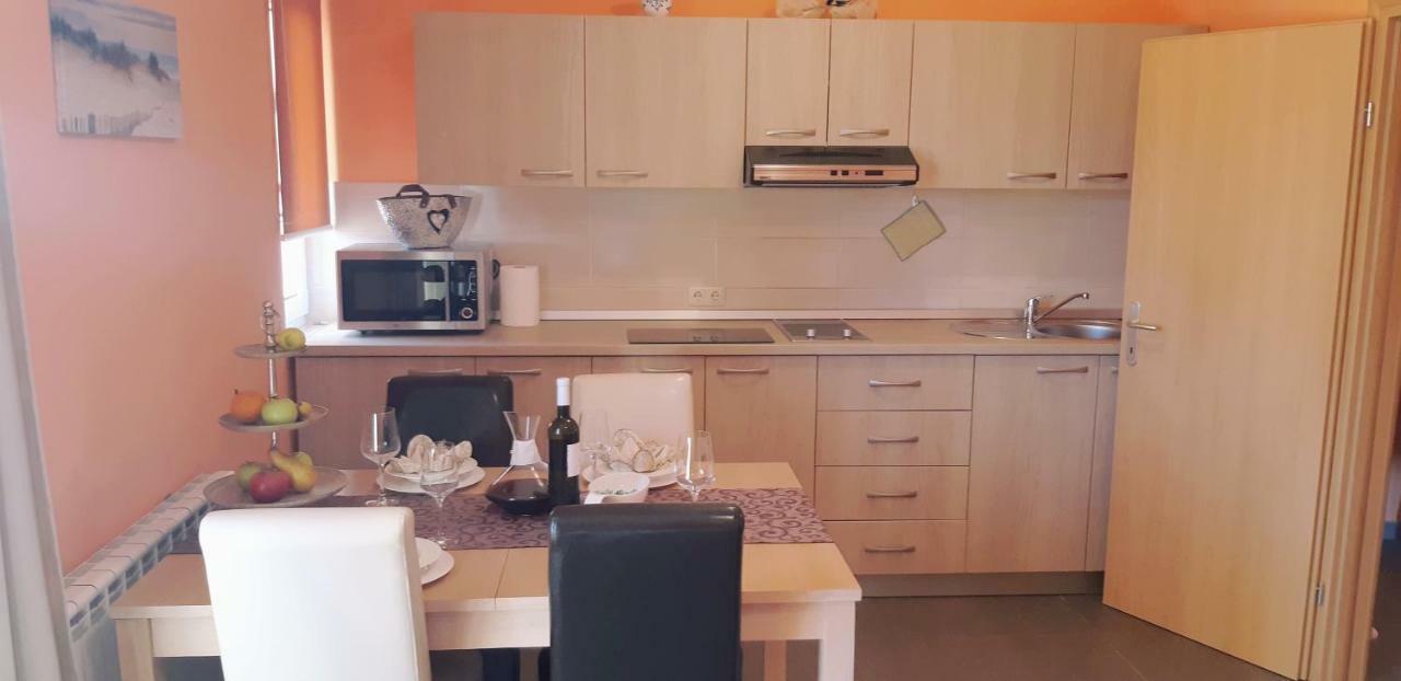 Apartmani Lili Sukošan Dış mekan fotoğraf