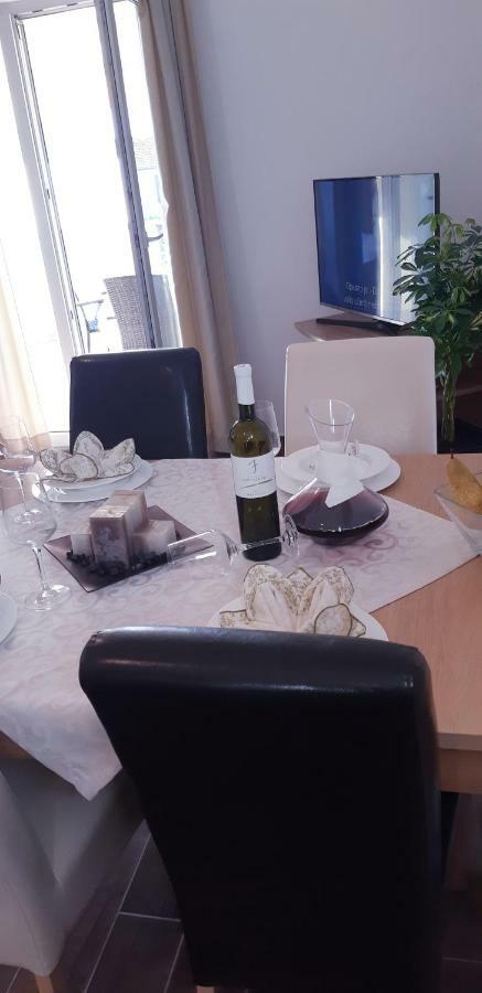 Apartmani Lili Sukošan Dış mekan fotoğraf