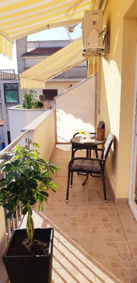 Apartmani Lili Sukošan Dış mekan fotoğraf